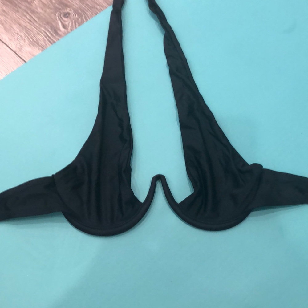 Bikini black bra